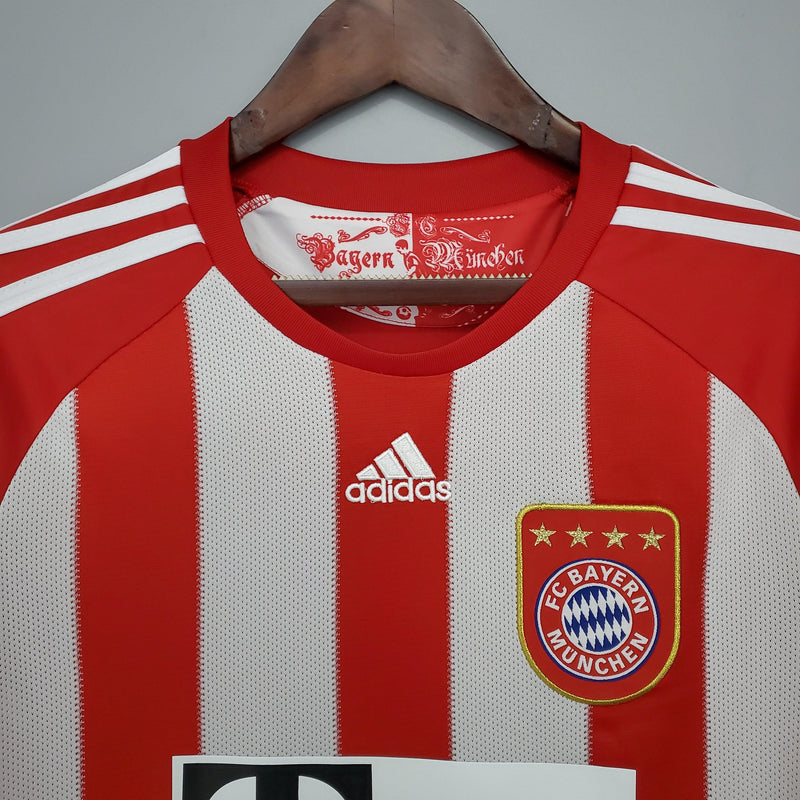 Camisa Retrô Bayern de Munique 2010/11 Home