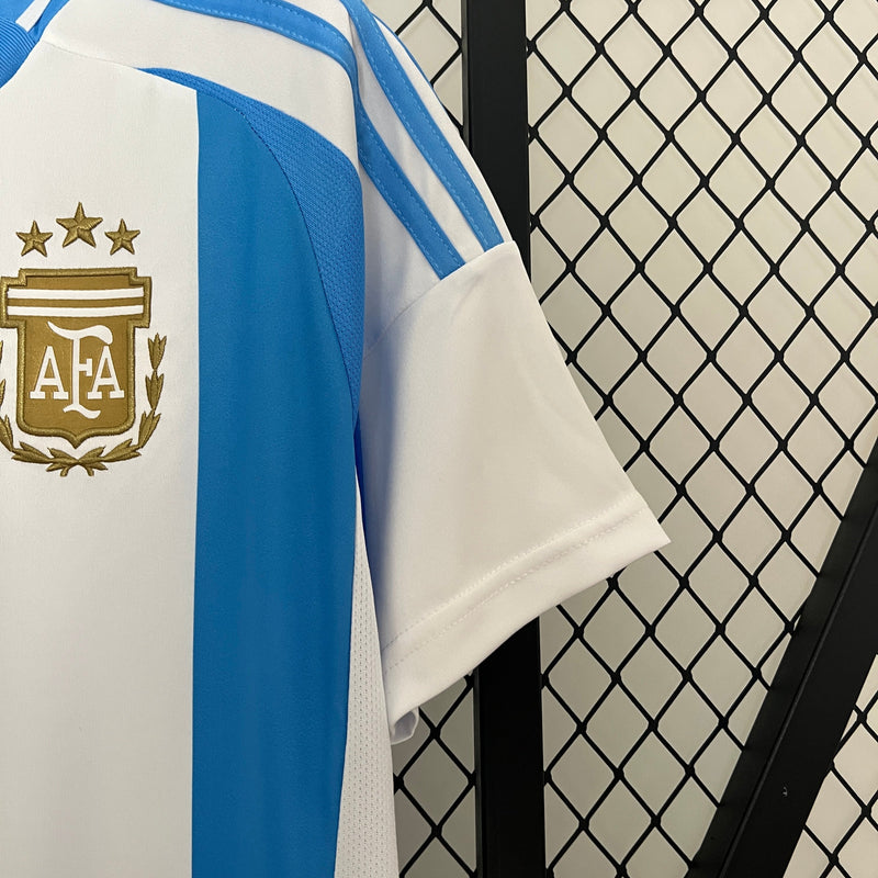 CAMISA LANÇAMENTO DA SELEÇÃO DA ARGENTINA 2024 AZUL E BRANCO