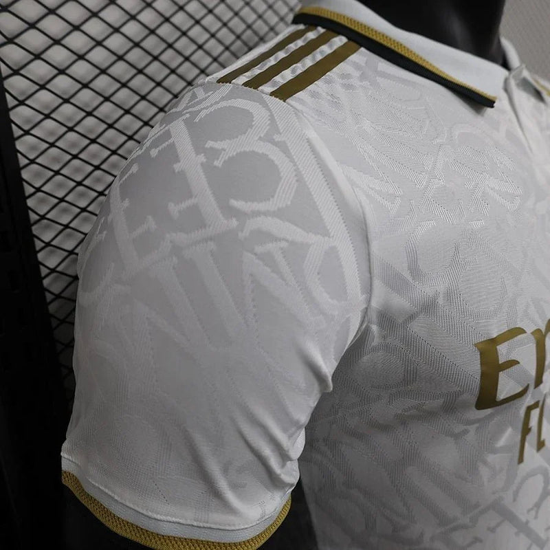 Camisa Real Madrid Golden Edição Especial 24/25 - Branco e Dourado